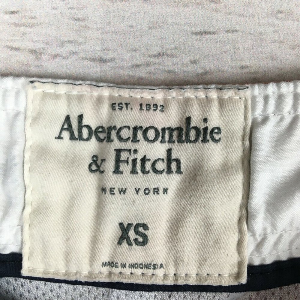 Abercrombie Fitch Mens Swim Shorts XS 29 to 30 Cotton Blend Rainbow Plaid Trunks - Picture 4 of 11